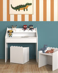 Montessori bureau White